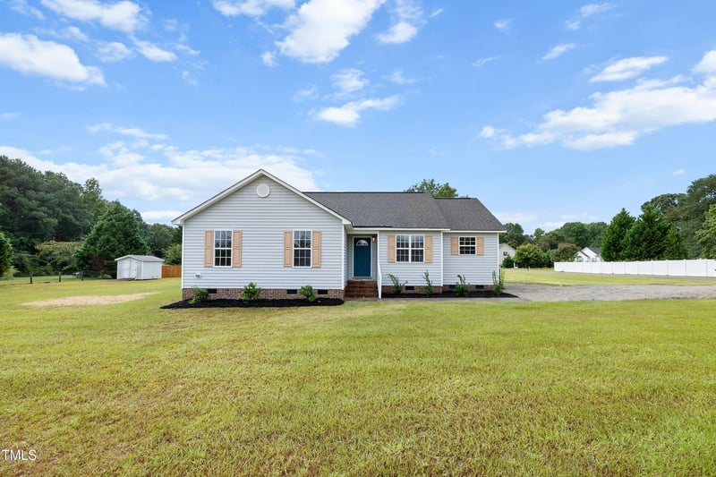 400 Rose Ct, Benson, NC 27504