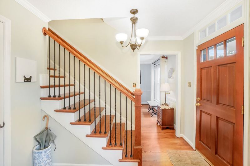 400 Rosehaven Dr, Raleigh, NC 27609