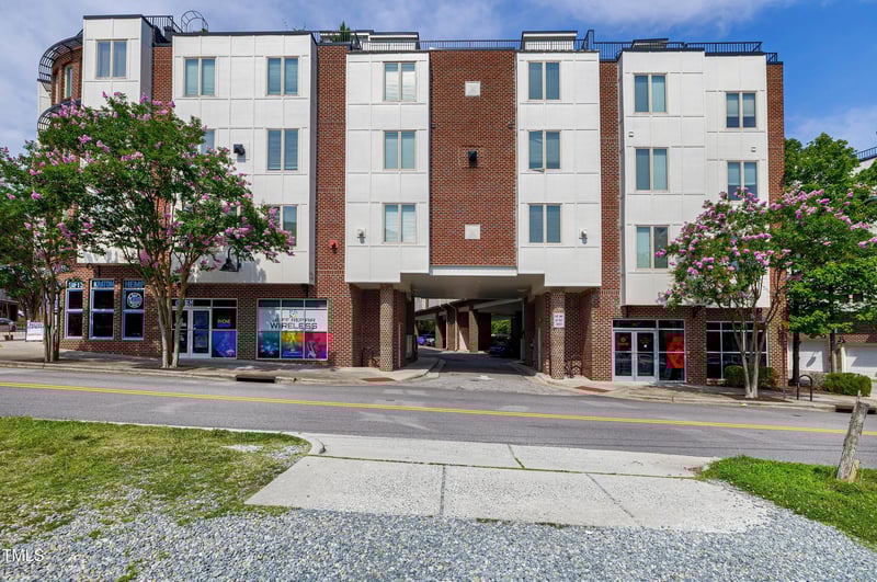 400 Rosemary St #114, Chapel Hill, NC 27516