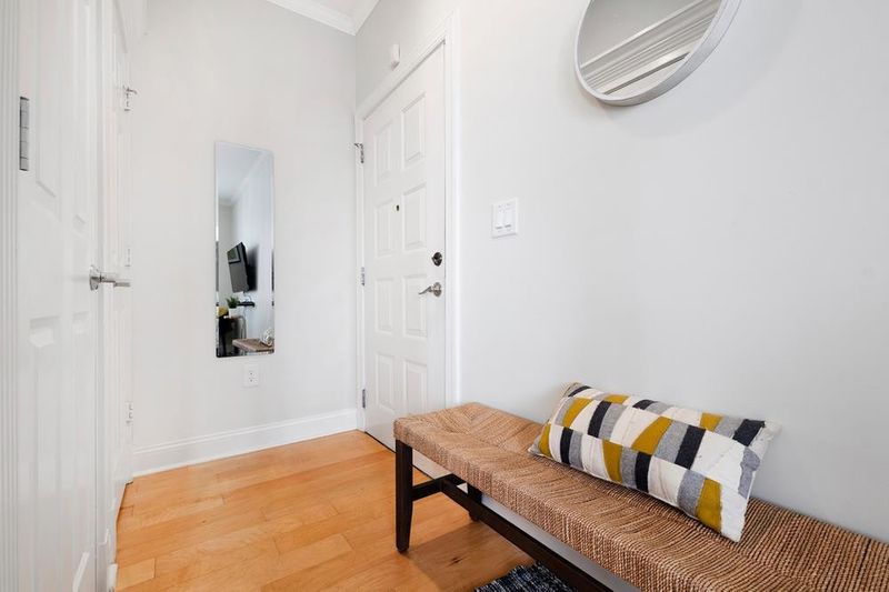 400 W Rosemary St #303, Chapel Hill, NC 27516