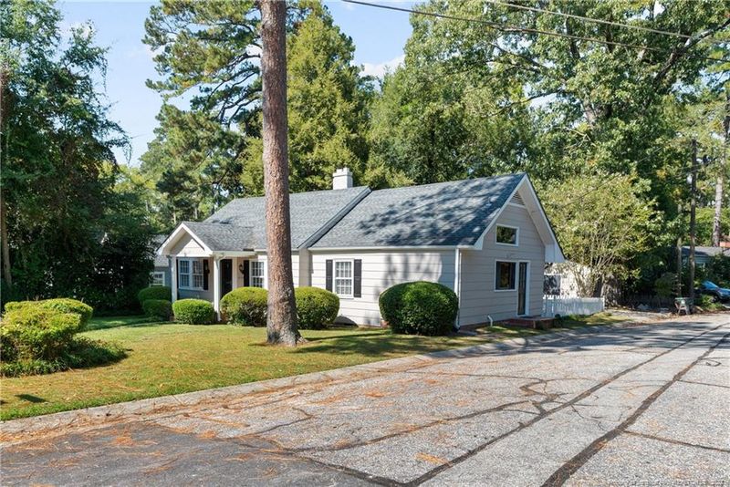 400 Rush Rd, Fayetteville, NC 28305