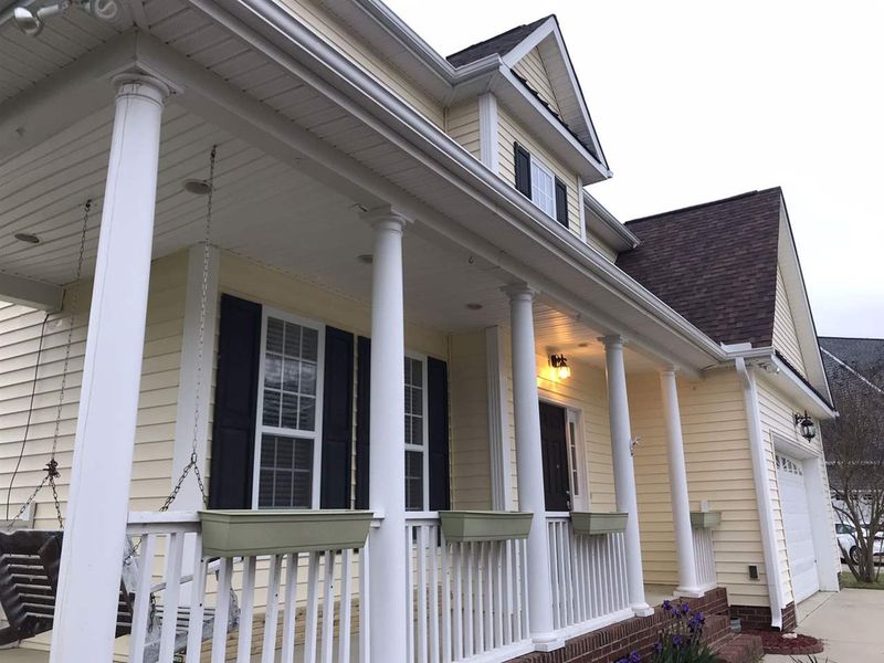 400 Spruce Meadows Ln, Willow Springs, NC 27592