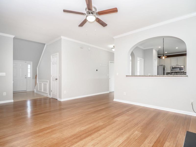 400 N Waters Edge Dr, Durham, NC 27703