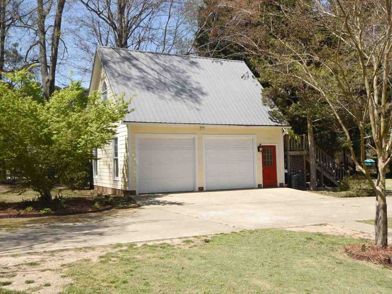 4000 Yates Mill Pond Rd, Raleigh, NC 27606