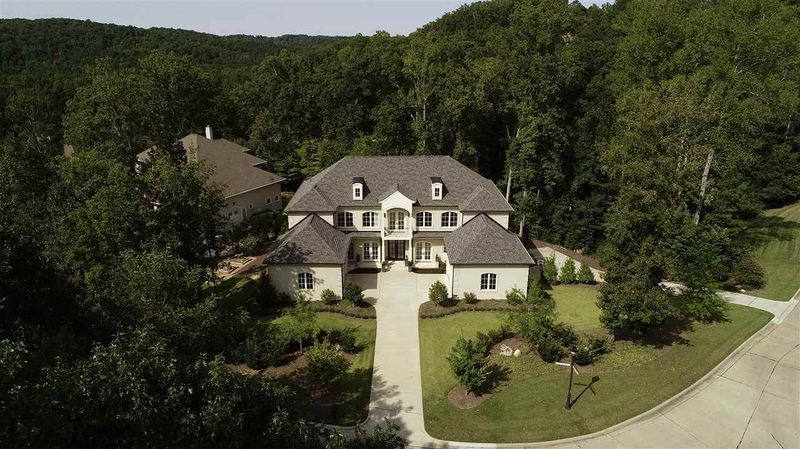 40000 Worth, Chapel Hill, NC 27517