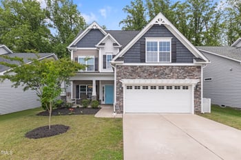 4001 Bostwyck Dr, Fuquay Varina, NC 27526