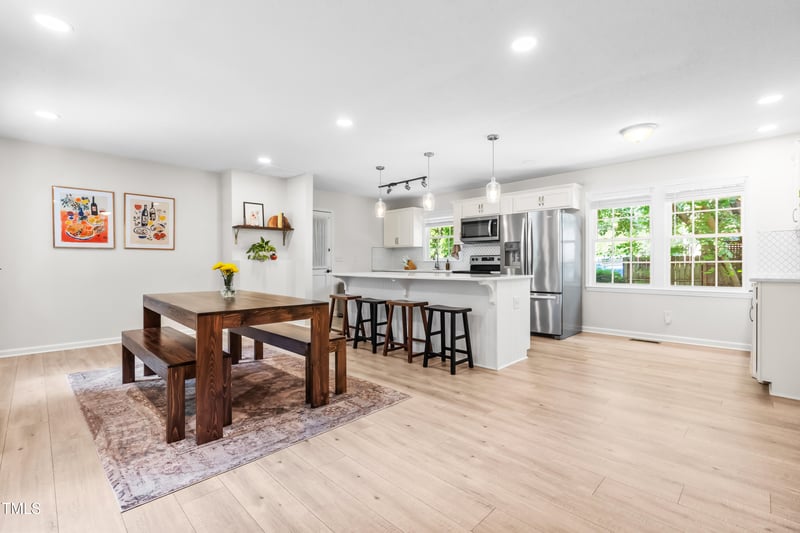 4001 Pin Oak Rd, Raleigh, NC 27604
