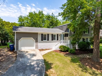 4001 Pin Oak Rd, Raleigh, NC 27604