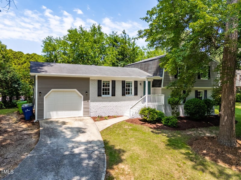 4001 Pin Oak Rd, Raleigh, NC 27604