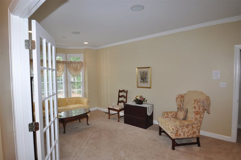 4001 Stone Summit Ln, Raleigh, NC 27603