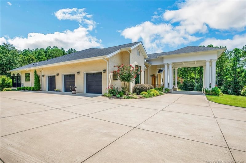 4001 Trista Ln, Fayetteville, NC 28306