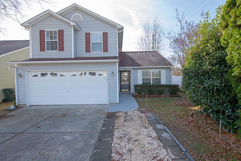 4002 Rothfield Ln, Raleigh, NC 27616