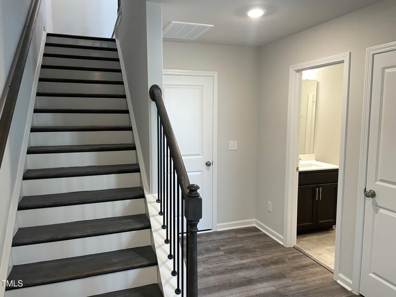 4002 Silver Oak Ln, Durham, NC 27703