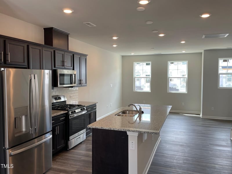 4002 Silver Oak Ln, Durham, NC 27703