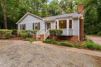 4004 Bamburgh Ln, Apex, NC 27539