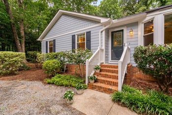 4004 Bamburgh Ln, Apex, NC 27539