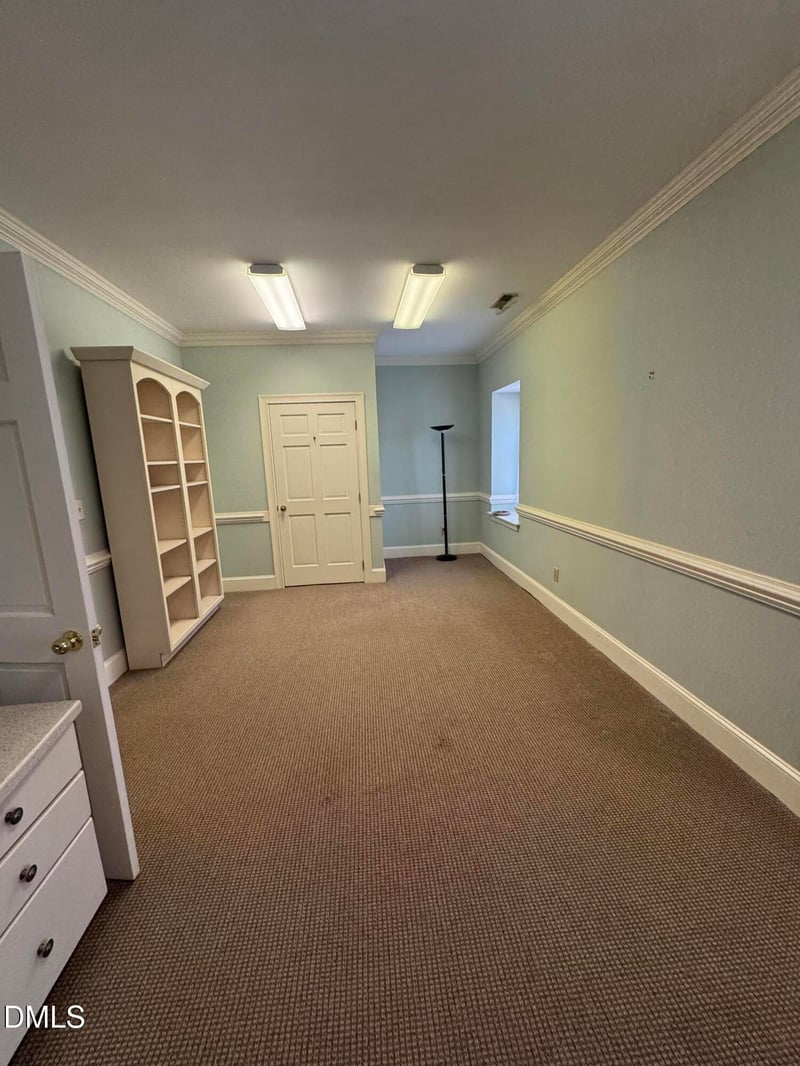 4004 Barrett  #203, Raleigh, NC 27609