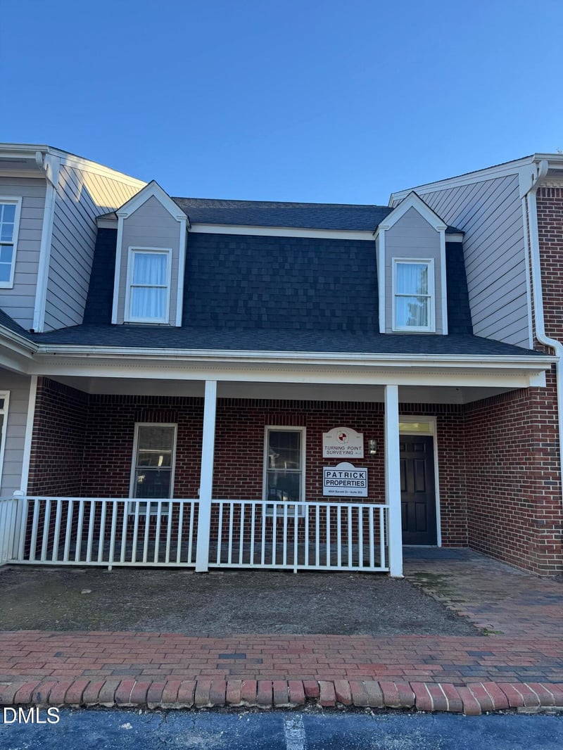 4004 Barrett  #203, Raleigh, NC 27609