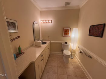 4004 Barrett Dr, Raleigh, NC 27609