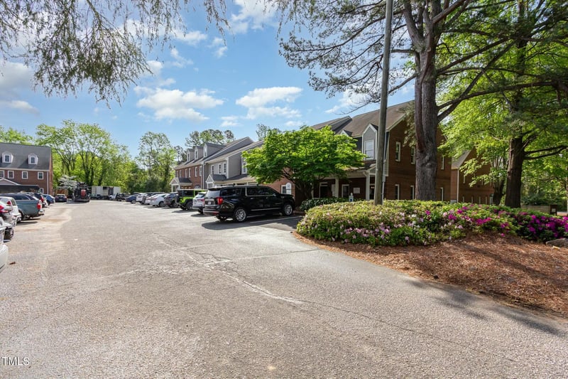 4004 Barrette Dr #101, Raleigh, NC 27609