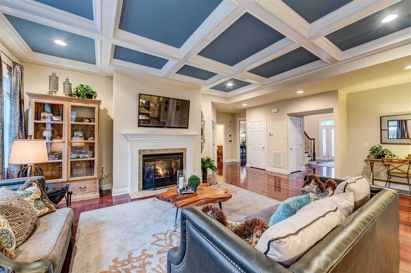 4004 Belmont Forest Way, Raleigh, NC 27606
