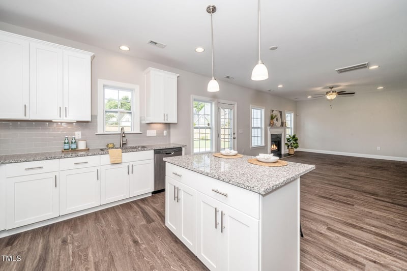 4004 Bostwyck Dr, Fuquay Varina, NC 27526