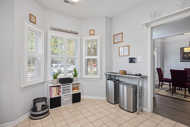 4004 Charleston Park Dr, Raleigh, NC 27604