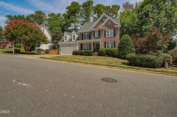 4004 Heathgate Ln, Raleigh, NC 27613