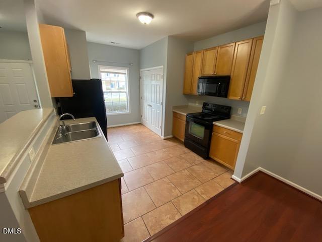 4004 Volkswalk Pl, Raleigh, NC 27610