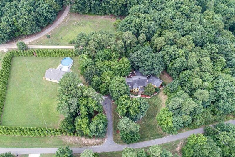 4005 Berman Edge Rd, Holly Springs, NC 27540