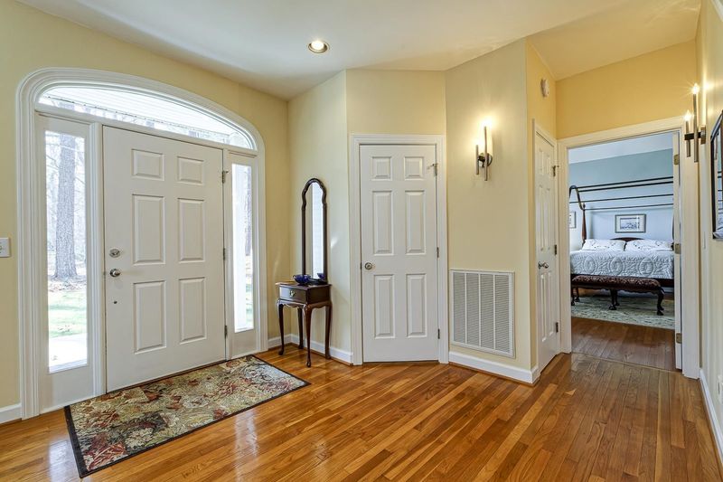 4005 Briarhurst Way, Apex, NC 27539