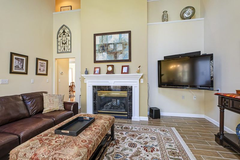 4005 Briarhurst Way, Apex, NC 27539