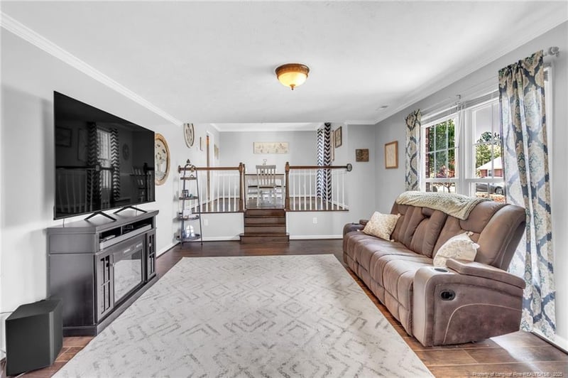 4005 Dickens Ave, Hope Mills, NC 28348