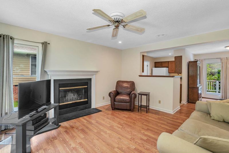 4005 Olde Coach Rd, Durham, NC 27707