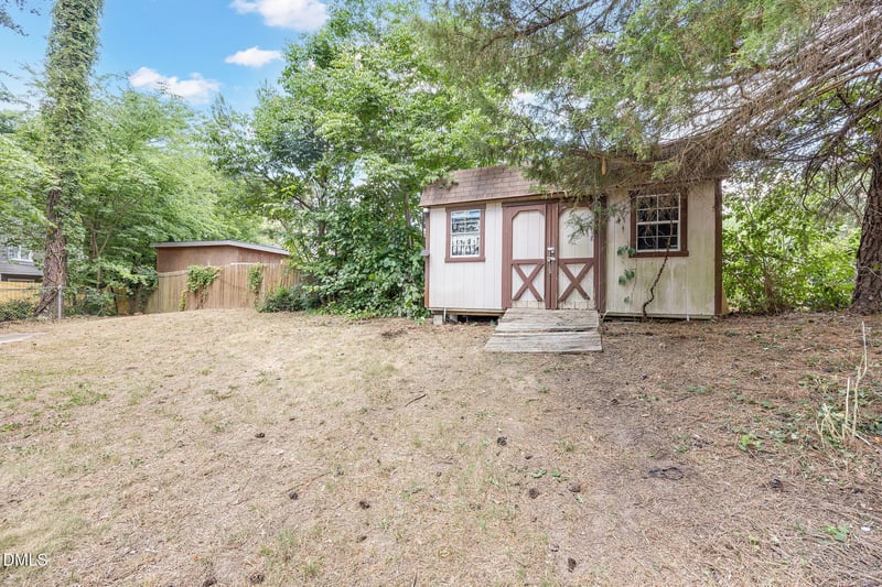 4005 Pin Oak Rd, Raleigh, NC 27604