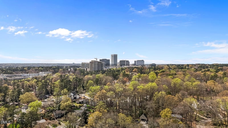 4005 Quail Hollow Dr, Raleigh, NC 27609