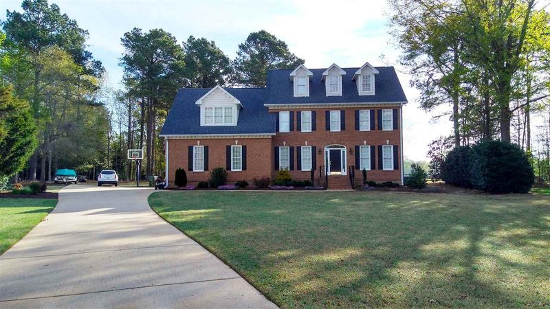 4005 Stone Summit Ln, Raleigh, NC 27603