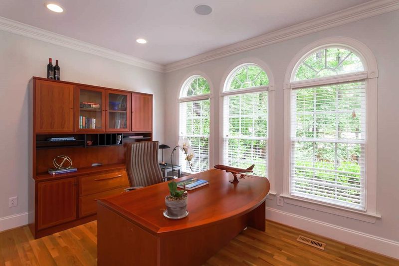 4005 Sweeten Creek Rd, Chapel Hill, NC 27514