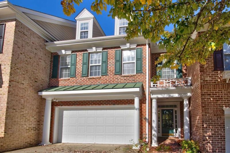 4006 Barton Park Pl, Raleigh, NC 27613