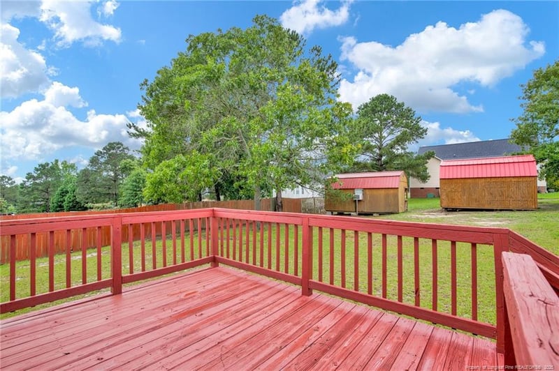 4006 Craigwood Ln, Hope Mills, NC 28348