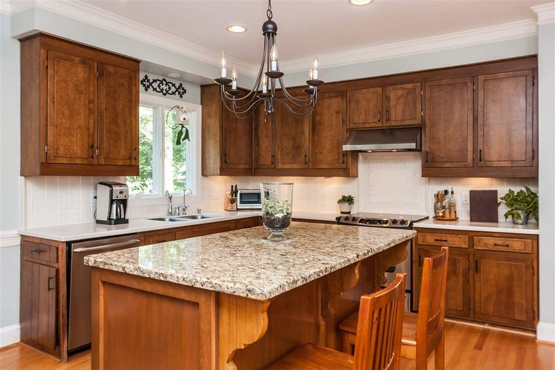 4007 Brownstone Ct, Raleigh, NC 27609