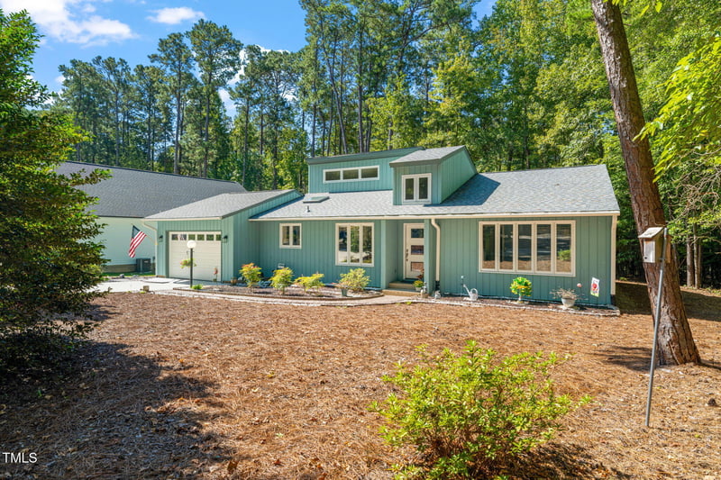 4007 Deer Track Trl, Sanford, NC 27332