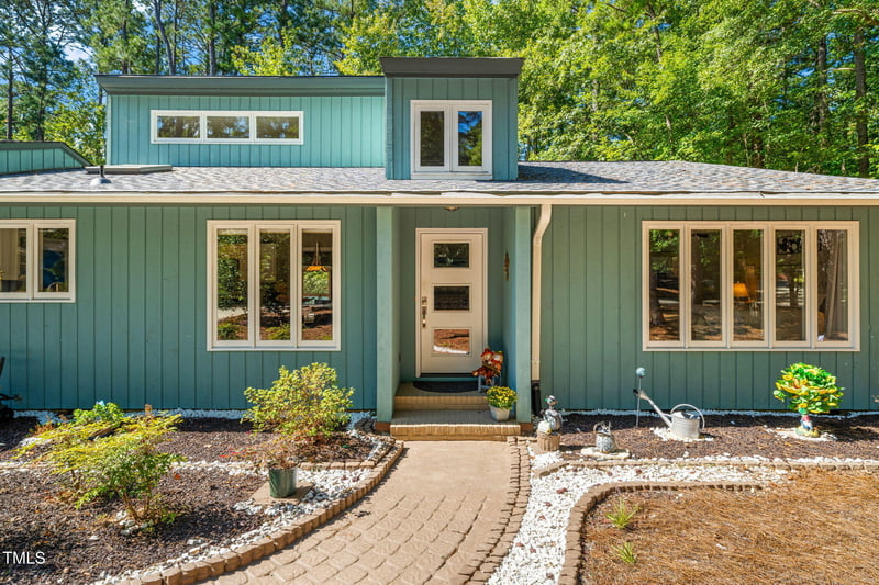 4007 Deer Track Trl, Sanford, NC 27332