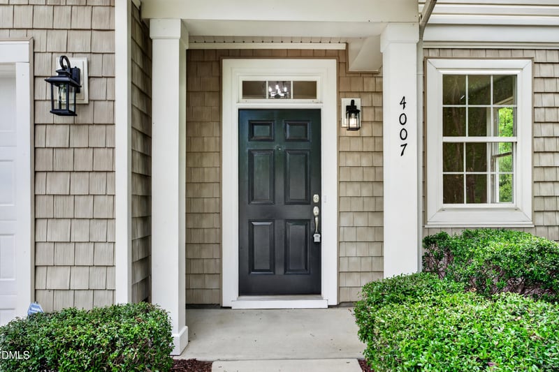 4007 Jockey Club Cir, Cary, NC 27519