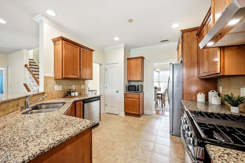 4007 Strendal Dr, Cary, NC 27519