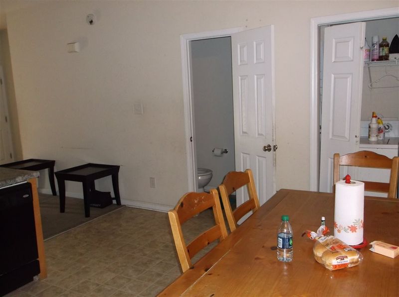4007 Volkswalk Pl, Raleigh, NC 27610