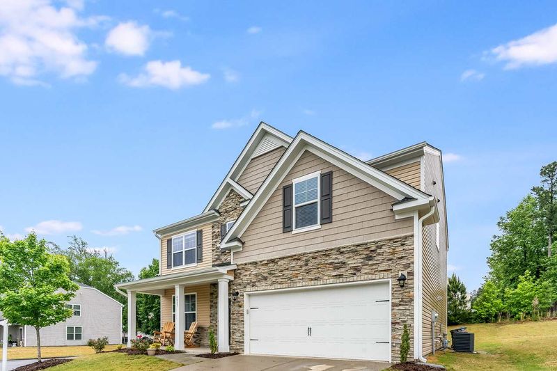 4007 White Kestrel Dr, Raleigh, NC 27616