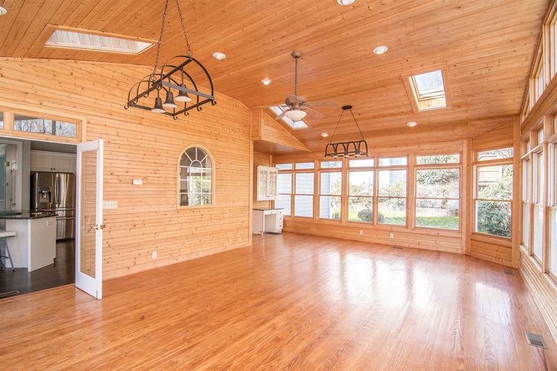 4008 Grayson Ridge Ct, Raleigh, NC 27613
