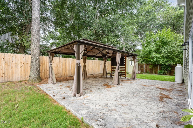 4008 Landover Ln, Raleigh, NC 27616