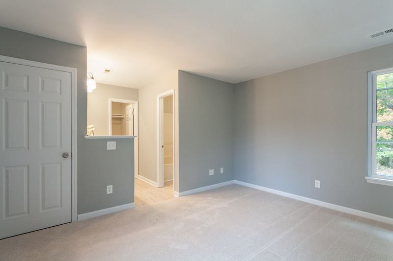 4008 Sudbury Rd, Durham, NC 27704